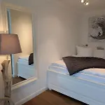 Strandburg-whg-8 *